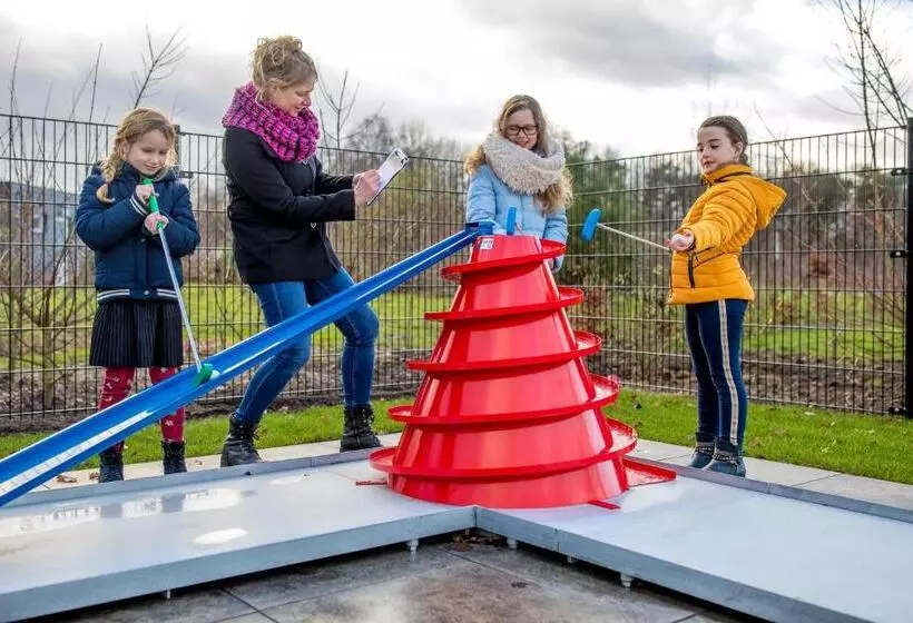 Hotelli Vakantiepark Camping De Peelpoort