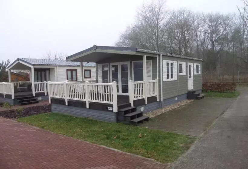 Hotelli Vakantiepark Camping De Peelpoort