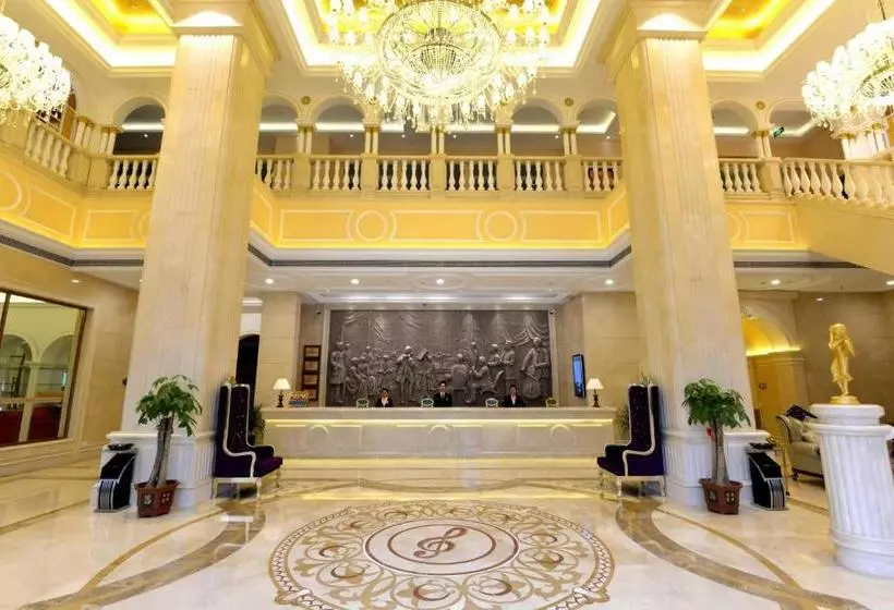 Vienna Hotel Qinzhou North Area Plaza