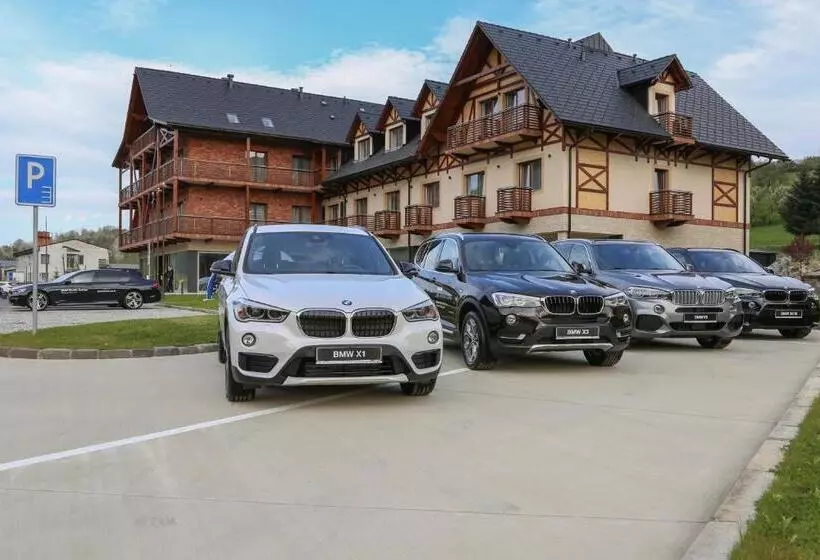 Hotelli Village Resort Hanuliak