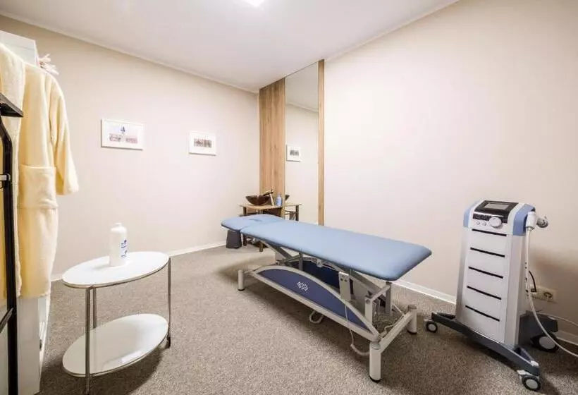 Hotelli Village Resort Hanuliak