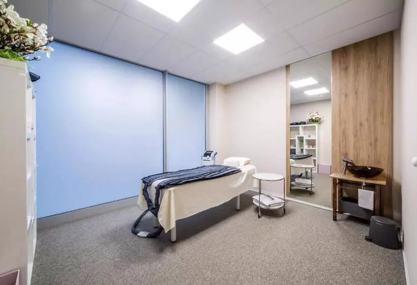 Hotelli Village Resort Hanuliak