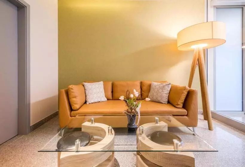 Hotelli Village Resort Hanuliak