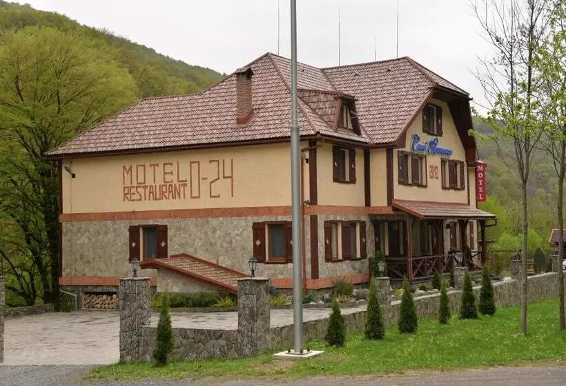 モーテル Syni Potoky