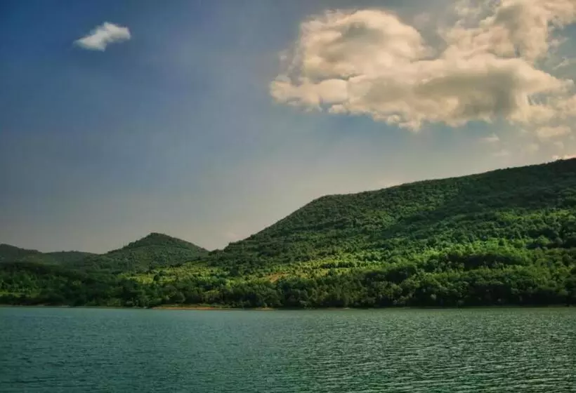 Majatalo Eco House Kitana