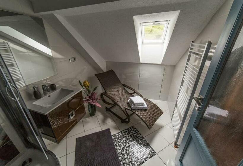 ペンション Penzión Banská Klopačka