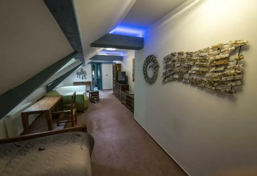 Majatalo Penzión Banská Klopačka