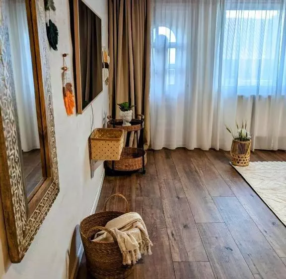 Tokaj Zlatá Putňa   Restaurant & Pension