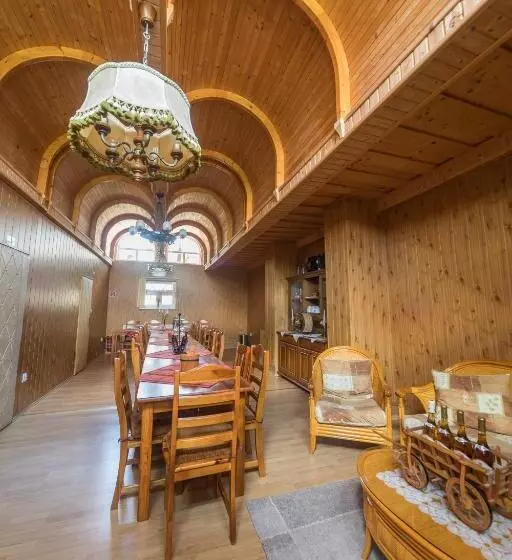 Tokaj Zlatá Putňa   Restaurant & Pension