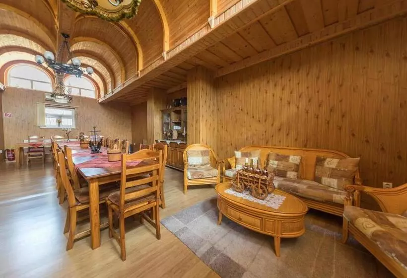 Tokaj Zlatá Putňa   Restaurant & Pension