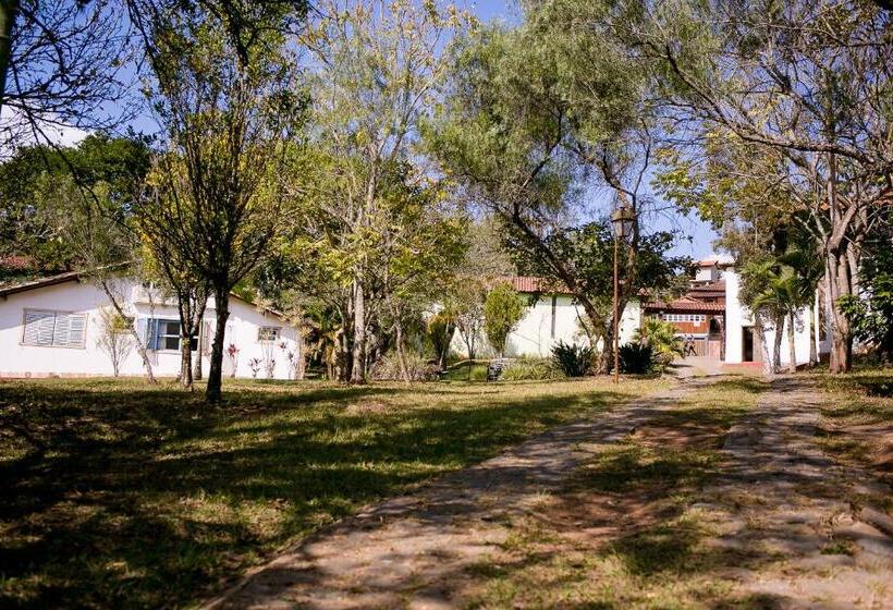 بنسيون Pouso Do Bichinho 2