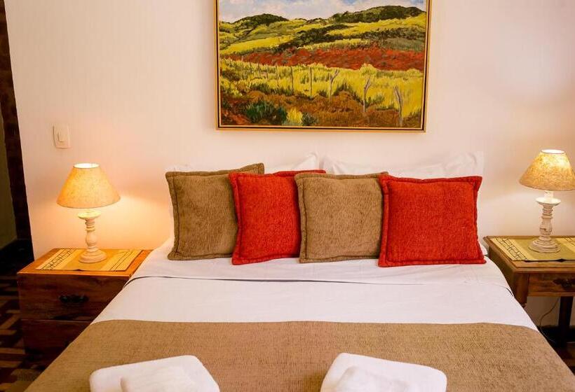 بنسيون Pouso Do Bichinho 2