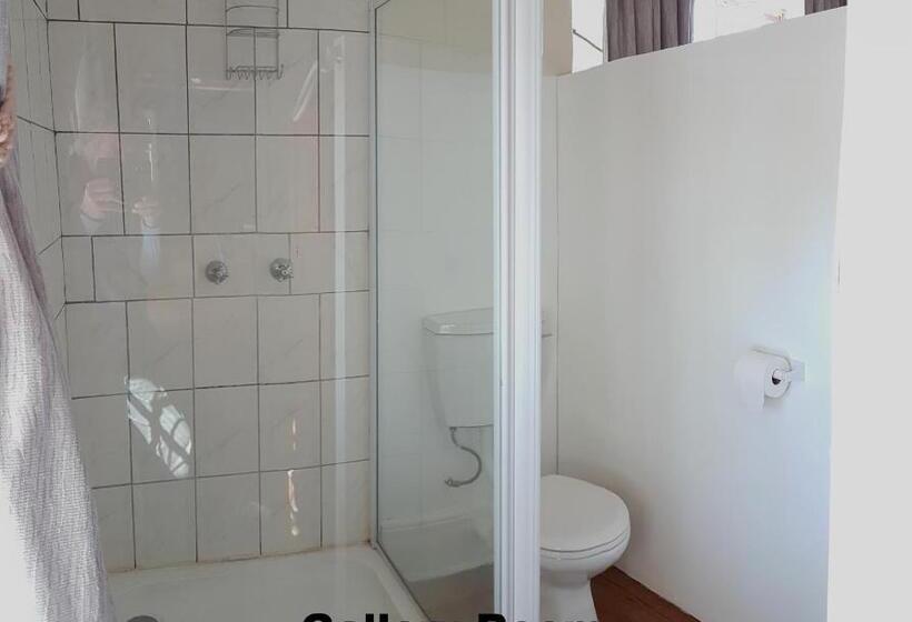 ペンション Purple House B&b Smithfield