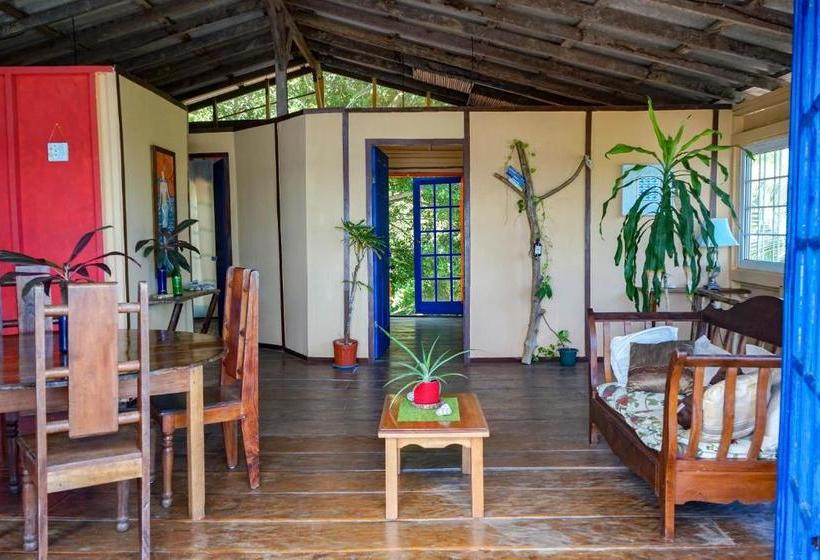 پانسیون Mosana Reef Garden B&b