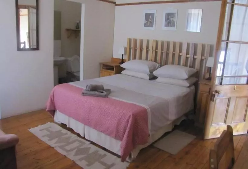 ペンション The Don Guesthouse