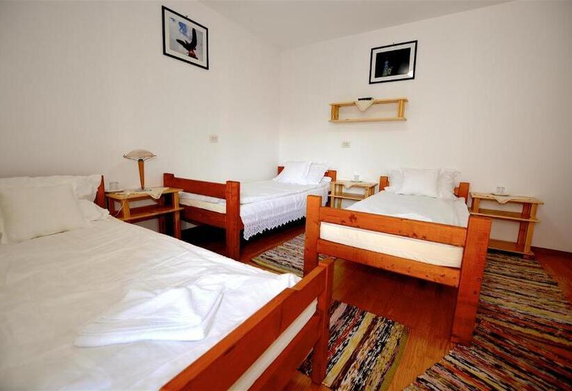 פנסיון Tornácos Vendégház