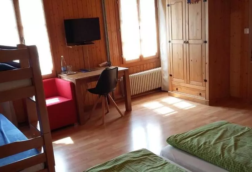 Retkeilymaja Gasthof Krone