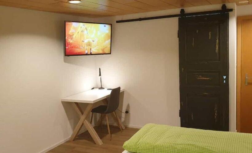 Hostel Gasthof Krone