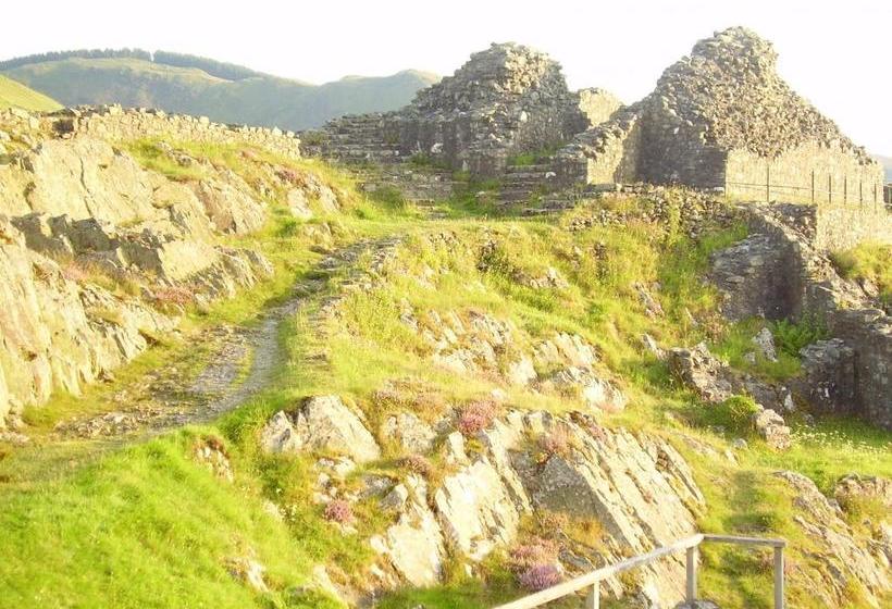 مبيت وإفطار The Dolgoch