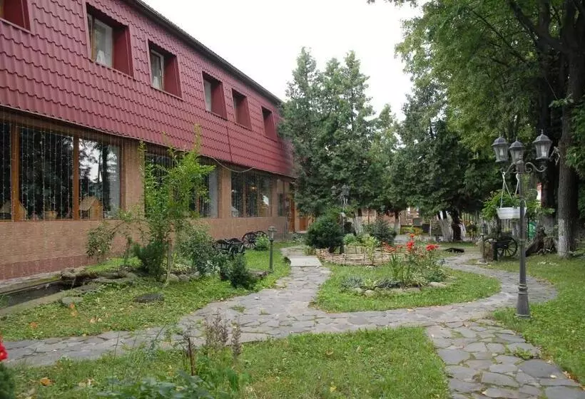 Hotelli туристично розважальний комплекс стіжок