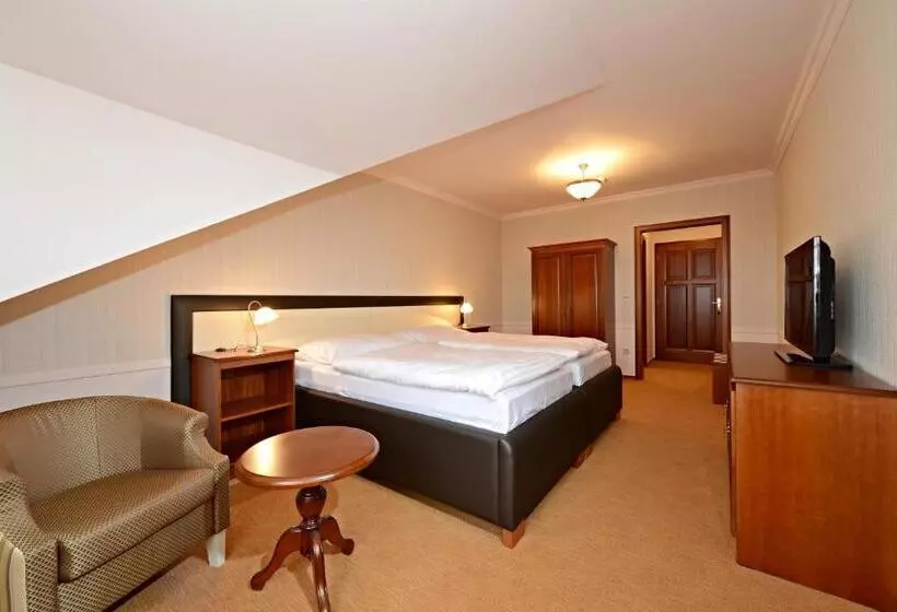 Hotelli Gold Chotoviny