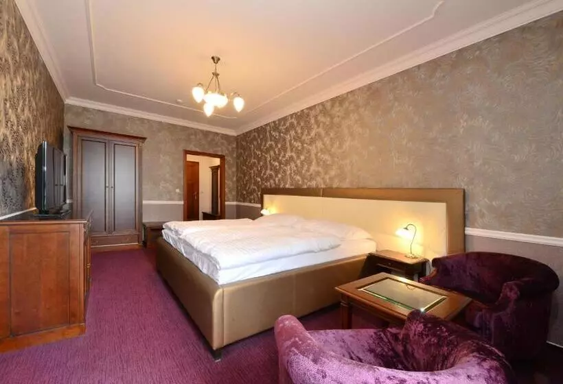 Hotelli Gold Chotoviny