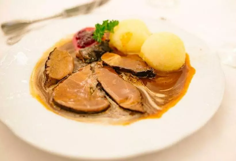 Hotelli Landgasthof Weisses Lamm