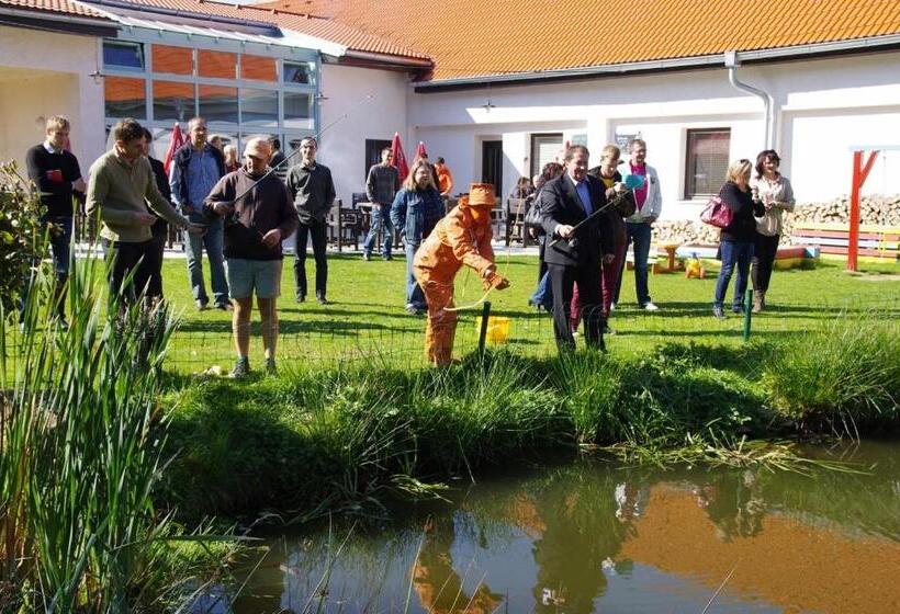 בית מלון כפרי Mlyn   Jihlava