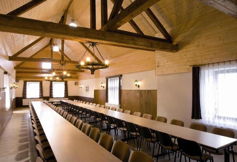 בית מלון כפרי Mlyn   Jihlava