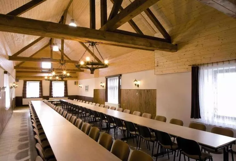 ホテル Mlyn   Jihlava