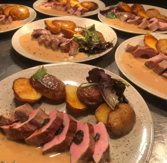 ホテル Mlyn   Jihlava