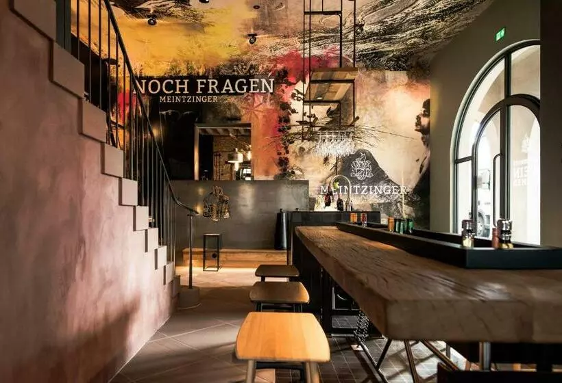 Hotelli / Weingut Meintzinger