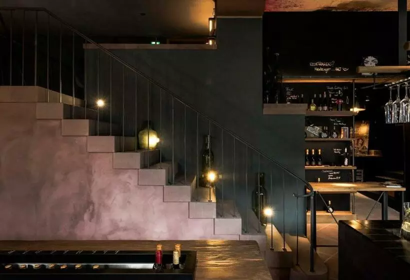 Hotelli / Weingut Meintzinger