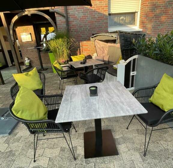 פנסיון Am Feldmarksee