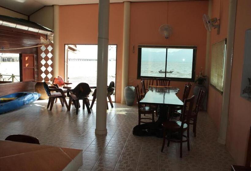 פנסיון Ban Sulada Guest House