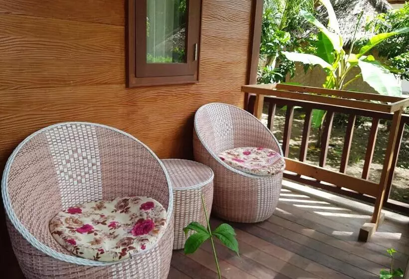 ペンション Bidara Cottage