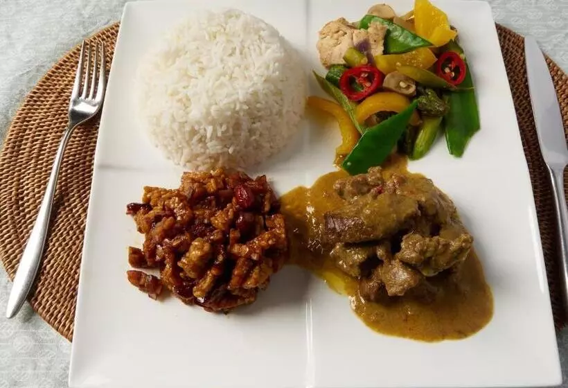 ペンション Bidara Cottage