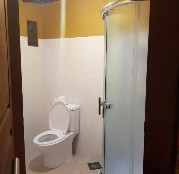 ペンション Bidara Cottage