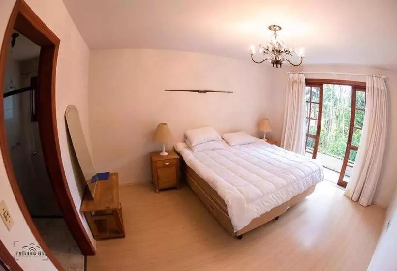 Majatalo Bosque Oriri