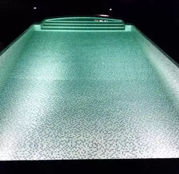 ペンション Casa Robi