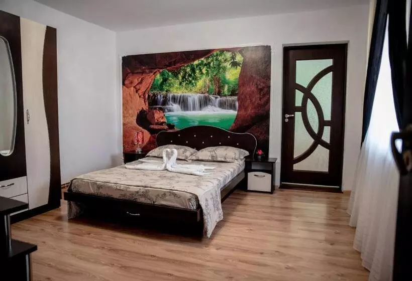 ペンション Casa Robi