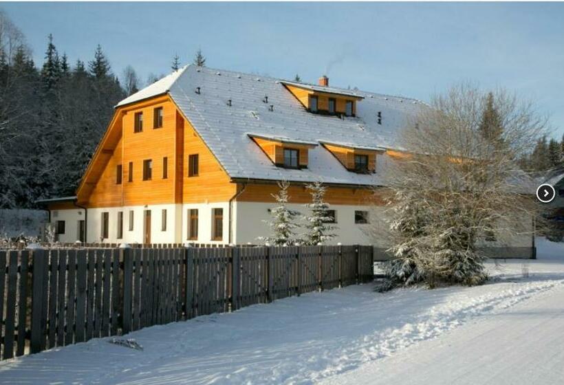 Majatalo Chata U Tří Sluk