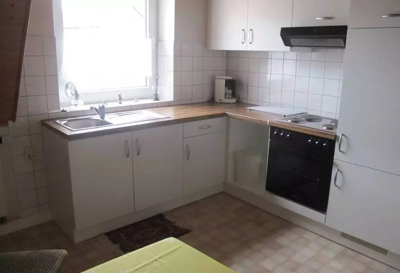 Majatalo Gasthaus Zum Rothenberg