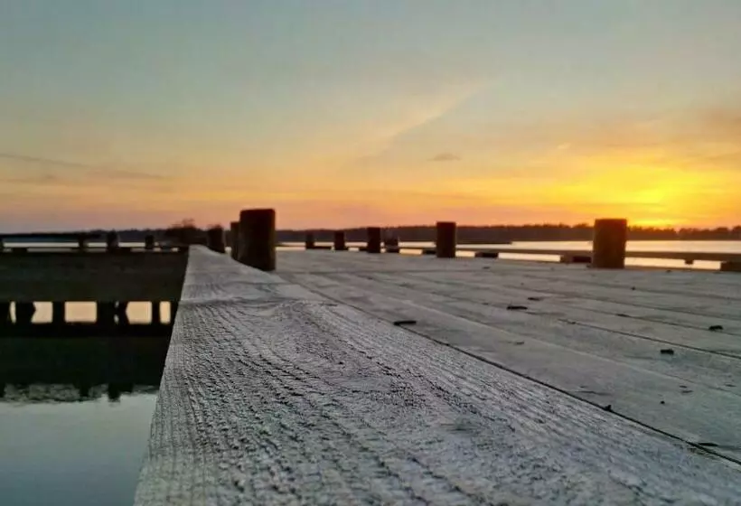 ペンション Guesthouse Enigheten