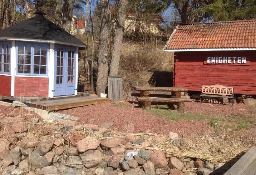 ペンション Guesthouse Enigheten