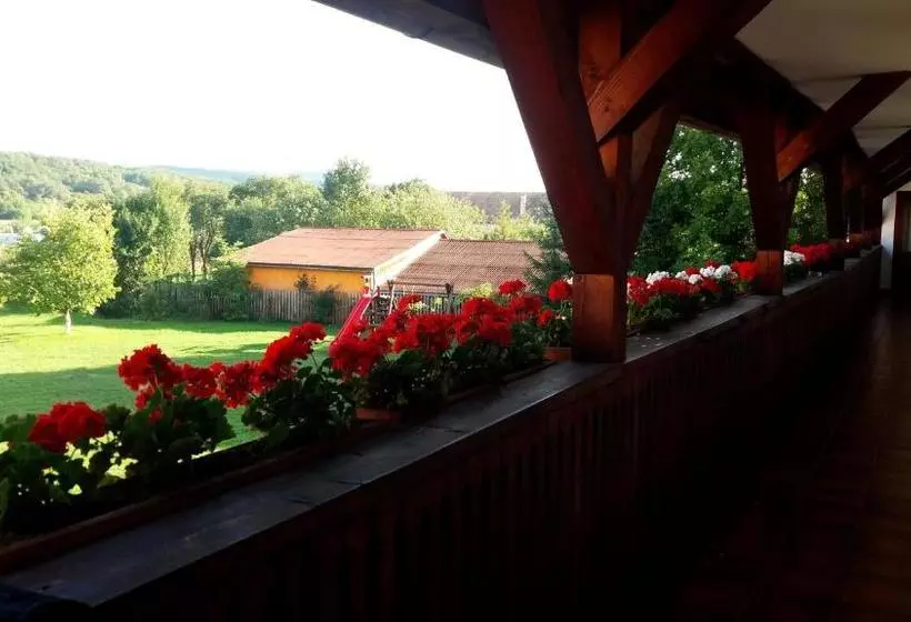 Majatalo Kúria Vendégház