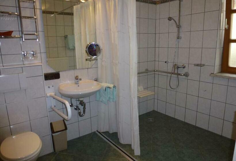 Pensió Landgasthof Zum Elsabauern