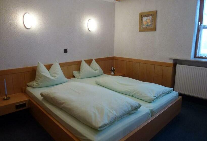 Pensió Landgasthof Zum Elsabauern