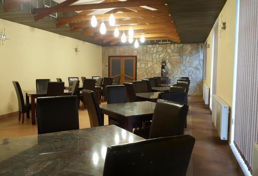 ペンション Penzion 324