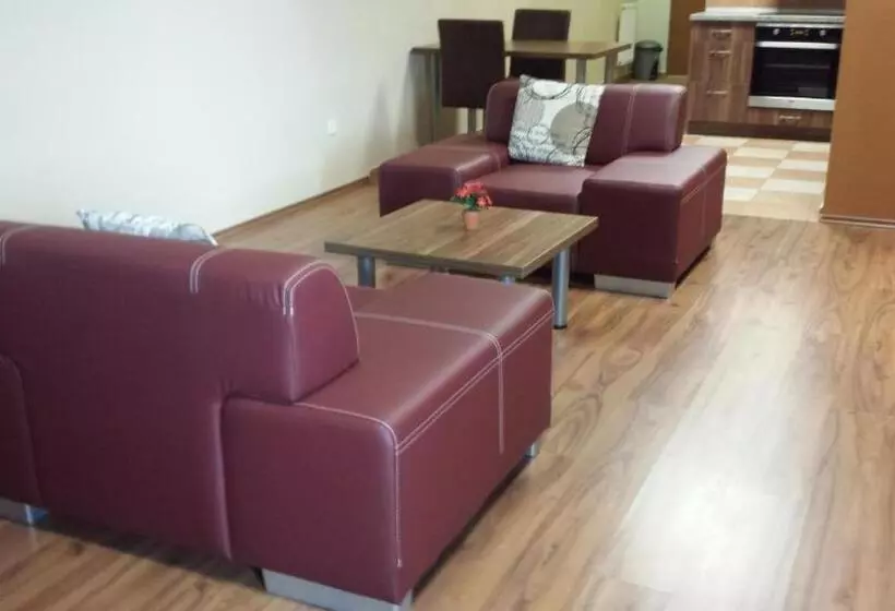 ペンション Penzion 324